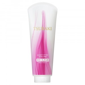 „Shiseido Tsubaki Volume“ plaukų balzamas su ramunėliu aliejumi, 180g
